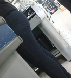 Pet shop cashier