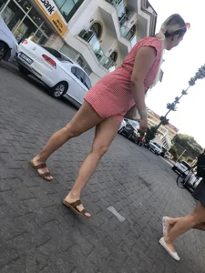 Mature Milf in Dress and Sandals Street Creepshot