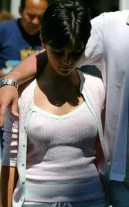 Candid tits and pokies