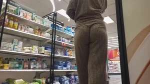 Jiggly Bubble Butt VPL Wedgie