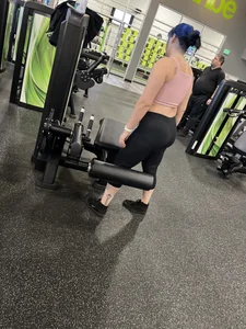 Gym PAWG Pt2 (nike pro leggings, juicy booty(oc))