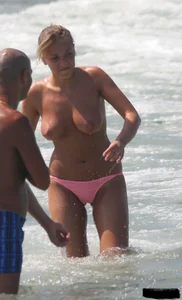 Beach voyeur babes in bikinis, thongs and topless