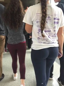Girl in Yoga Pants with Bubble Ass Candid