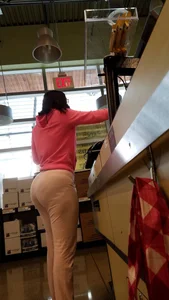 Big Chunky Ass in Pants at a Cafe Creepshots