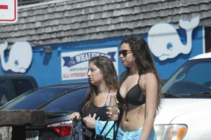 Sexy Florida beach bikini girls
