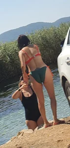 green bikiniy