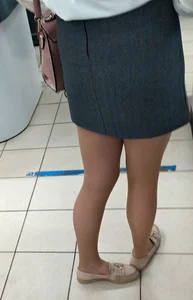 Blonde with Hot Legs in Pantyhose Supermarket and Street Creepshots