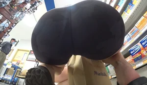 Pawg Squatting in bikers / NOT OC
