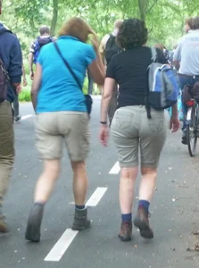 Milf in shorts, great big ass