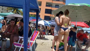 Brazillian beach creepshots, huge gallery of candid girls in swimsuits