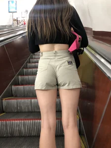 Cute Teen in Shorts, a Top and Sneakers Subway Huge Creepshots Collection