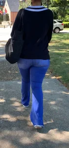 Thick ass caught walking home in jeans