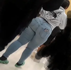 Phat booty in jeans closeups at the store