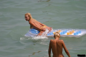 Beach voyeur babes in bikinis, thongs and topless