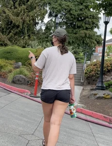 Thick college slut in shorts