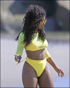 2 amazing candid black girls at the beach in thong bikinis with perfect asses