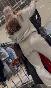 Nice booty !(oc)