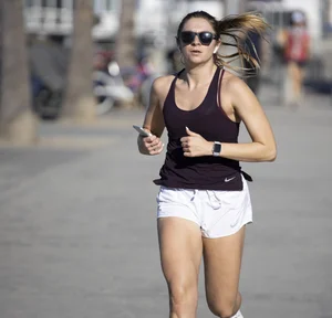 Amazingly hot candid sweaty girls jogging creepshots