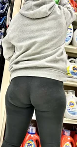 Lady w nice cheeks+VPL to match in slight transparency‼️
