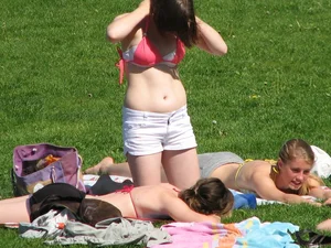 Bikini girls