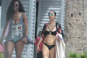 Deerfield Beach girls in bikinis