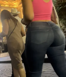 Amazing Ass On Mexican Beauty