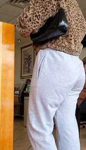 Teen booty in joggers