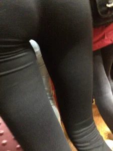 Skinny Ass and Long Legs in Black Tights Subway Escalator Closeup Creepshots