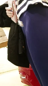 Candid girls in leggings and tights