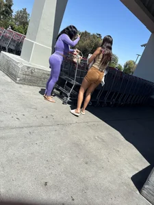 Thick milf & slim thick