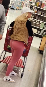 Pink dump trump