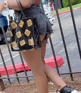 Phat ass booty on chocolate teen