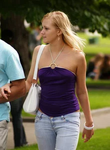 Candid tits and pokies