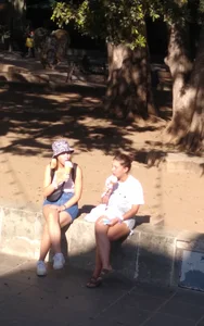 Rich ice cream, Delicious legs