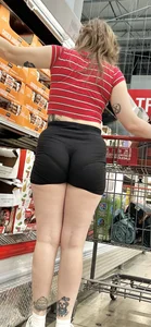 Tall chic shopping w booty eating black shorts/VPL‼️