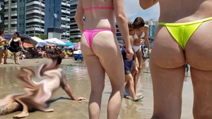 Brazillian beach creepshots, huge gallery of candid girls in swimsuits