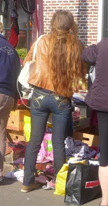 Candid street market girls wearing tight jeans creepshots