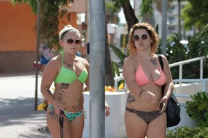 Riviera Beach, Florida tons of sexy bikini babes