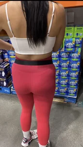 Nice VPL on latina baddie