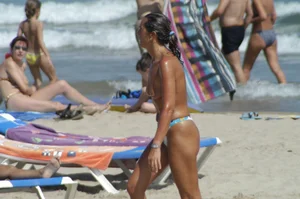 Sexy mature girls on Vilanova topless beach