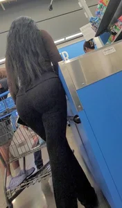 Mexican MILF with fantastic BBL (OC)