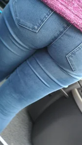 Nice ass up close in tight jeans