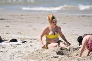 Extra thick beach girls in bikinis with big boobs