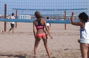 Candid beach and bikini babes