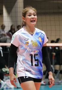 Thai candid volleyball girls