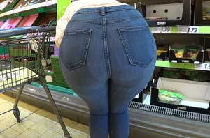Bubble butt blonde in tight jeans, what an ass