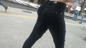 Blonde PAWG in tight jeans (OC)