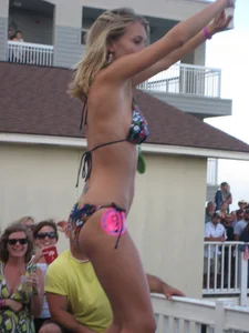 IOP Bikini Contest Drivin N' Cryin Show May 2009