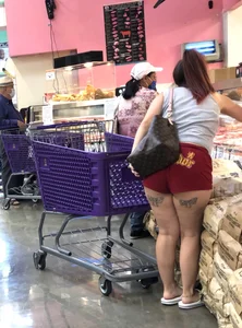 Latina with big booty in red shorts doesn't care about Rona