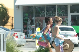Another gallery of sexy Deerfield Beach girls in bikinis
